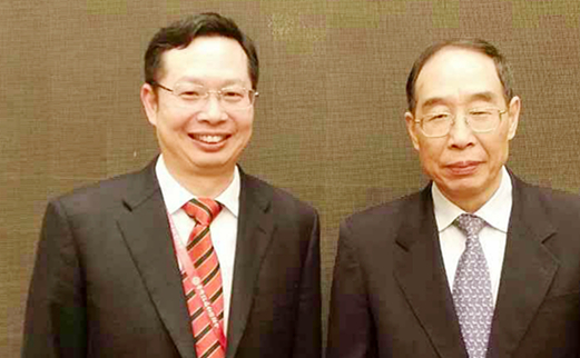 2014年5月福建省委书记尤权与8868体育(中国)官方网站 - 登录入口集团董事长苏庆灿亲切合影