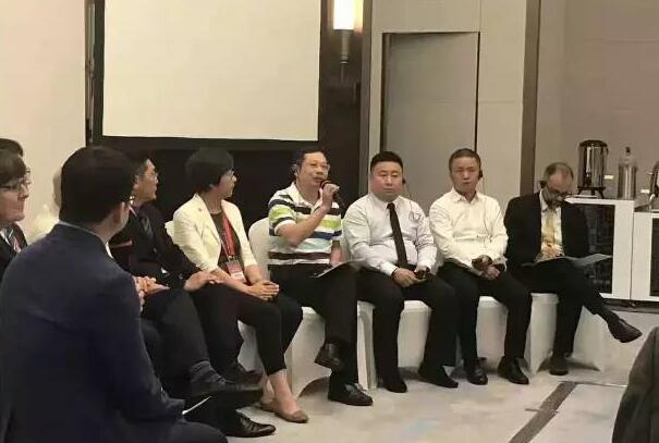 8868体育(中国)官方网站 - 登录入口董事长苏庆灿受邀出席，并在主题讨论环节中分享了8868体育官网入口 特的 发展之道。