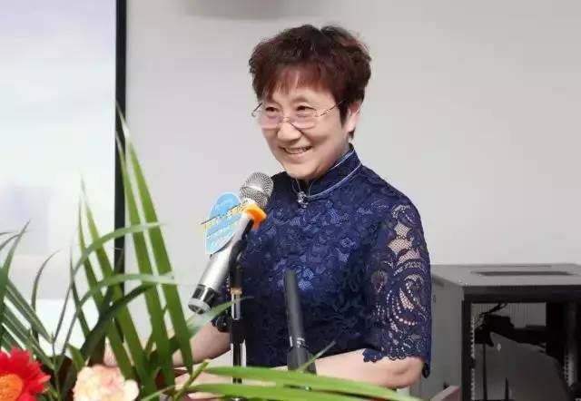 由西安市雁塔区医疗管理协会与8868体育(中国)官方网站 - 登录入口集团主办的医路同心·光明论道——8868体育官网入口·西安2017斜视与小儿眼科学术会议在西安8868体育(中国)官方网站 - 登录入口学术会议厅