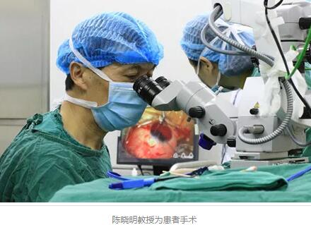 1月21日，四川省  青光眼“360°Schlemm's管切开术”在成都8868体育(中国)官方网站 - 登录入口 开展。成华区17岁的小丁成为 位在四川省接受该 手术的青光眼患者。1月25日，《成都日报》对此次手术的 开展做了详细报道。5.jpg