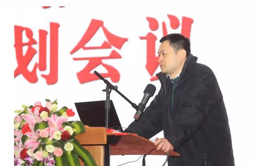 2月3日，8868体育(中国)官方网站 - 登录入口集团2017年工作汇报暨2017年年度表彰大会在厦门环球会展中心B6厅隆重举行，来自集团本部、厦门大学附属厦门眼科中心、厦门欧华控股集团等1300余名员工与关心、支持8868体育官网入口发展的嘉宾欢聚一堂，共同总结2017年工作经验，展望2018年美好未来4.jpg