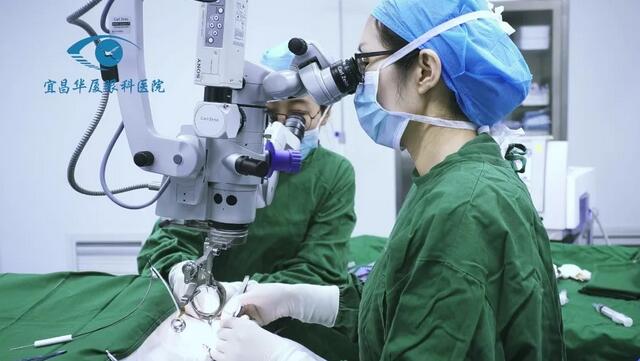 增殖性视网膜病患者几近灰心 宜昌8868体育(中国)官方网站 - 登录入口许大玲院长妙手顺利手术.jpg