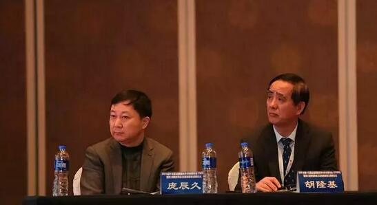 8868体育官网入口专家团受邀亮相第十五届全国眼屈光手术学术研讨会5.jpg