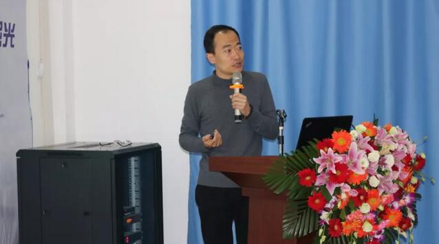西安8868体育(中国)官方网站 - 登录入口“小儿斜弱视与眼屈光高峰论坛”顺利闭幕7.jpg