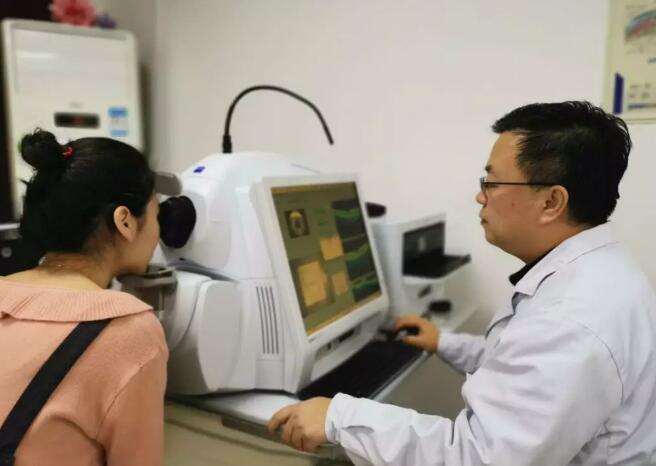 青岛8868体育(中国)官方网站 - 登录入口引进蔡司广角血管OCT AngioPlex，造福黄斑变性、糖网病等眼底病患者1.jpg