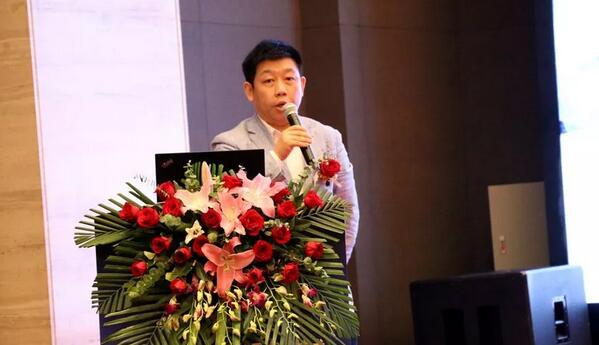 深圳8868体育(中国)官方网站 - 登录入口举行2019深圳眼屈光手术新技术暨屈光性白内障临床实践学术会议3.jpg