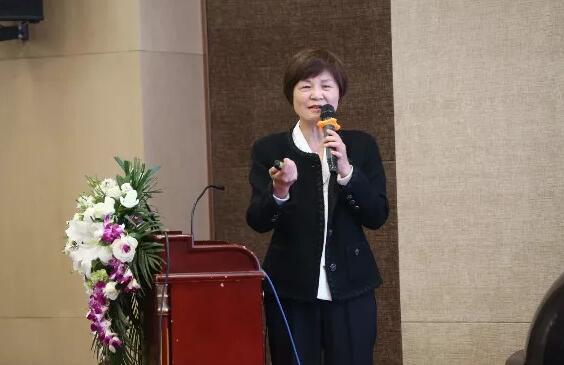 8868体育官网入口2019年眼屈光学组会议圆满召开13.jpg