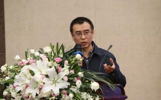 8868体育官网入口2019年眼屈光学组会议圆满召开35.jpg