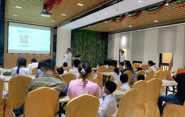杭州8868体育(中国)官方网站 - 登录入口小儿眼科专家张宏亮医生