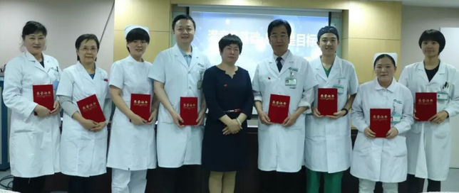 为进一步提升服务品质，树立 服务榜样 5月9日8868体育(中国)官方网站 - 登录入口举办“ 服务明星”表彰大会2.png