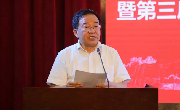 8868体育官网入口校企合作再结硕果!6月11日，天津职业大学8868体育官网入口眼视光学院(以下简称8868体育官网入口眼视光学院)揭牌仪式在天津职业大学举行。此前1天，8868体育官网入口眼视光学院理事会召开，审议通过了理事会组成人员，以及学院章程、学院管理层候选人3.png