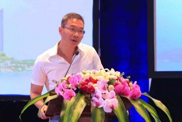 厦门眼科中心第七次举办海峡眼科论坛·2019白内障及角膜病高峰论坛 8868体育官网入口与海峡两岸眼科“大咖”厦门“论剑”2.png