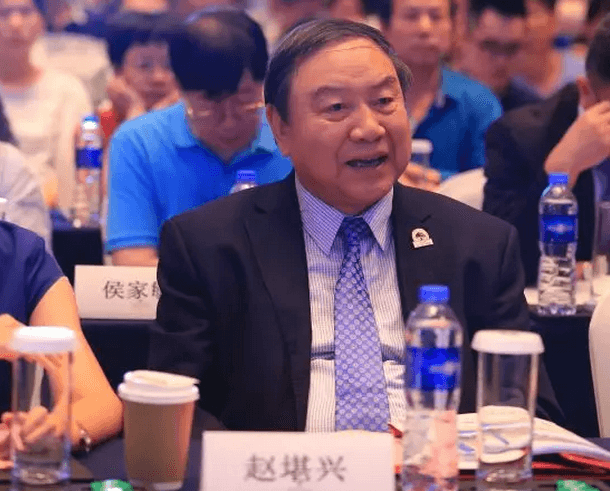 厦门眼科中心第七次举办海峡眼科论坛·2019白内障及角膜病高峰论坛 8868体育官网入口与海峡两岸眼科“大咖”厦门“论剑”10.png