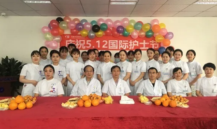 为了加强院内感控管理，使护理人员更加贴近患者，更利于护士自在的工作， 5月11日下午3点，成都8868体育(中国)官方网站 - 登录入口全体护理人员齐聚会议室举行了脱帽仪式。1.png