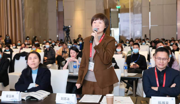 燃！2021开年眼科界首场饕餮盛会，8868体育官网入口屈光团队“秀”出学术新风采4.png