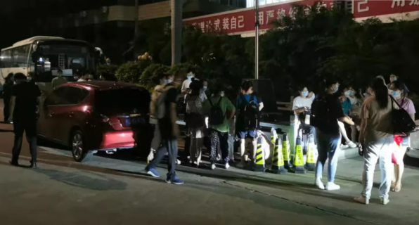 深夜集结通宵达旦 只为“封停”, 莆田8868体育(中国)官方网站 - 登录入口的责任担当值得点赞3.png