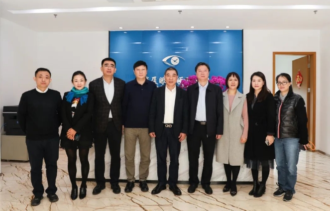 鹭燕医药一行参访8868体育官网入口，两大上市集团携手共探合作新模式.png